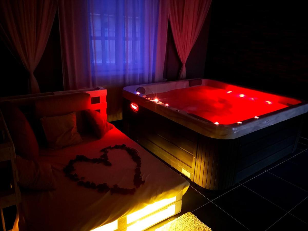 Zoeld Sziget Wellness Bed & Breakfast Egerszalok Ngoại thất bức ảnh