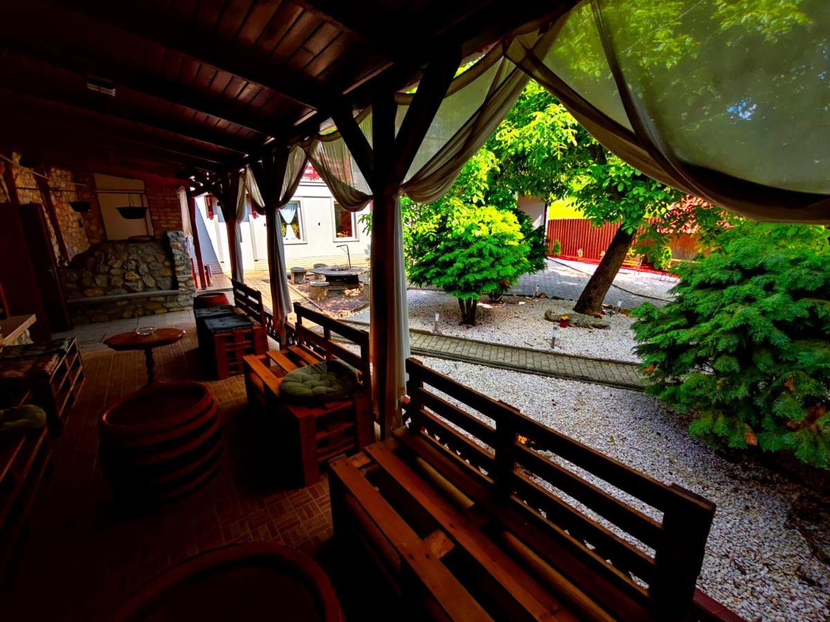 Zoeld Sziget Wellness Bed & Breakfast Egerszalok Ngoại thất bức ảnh